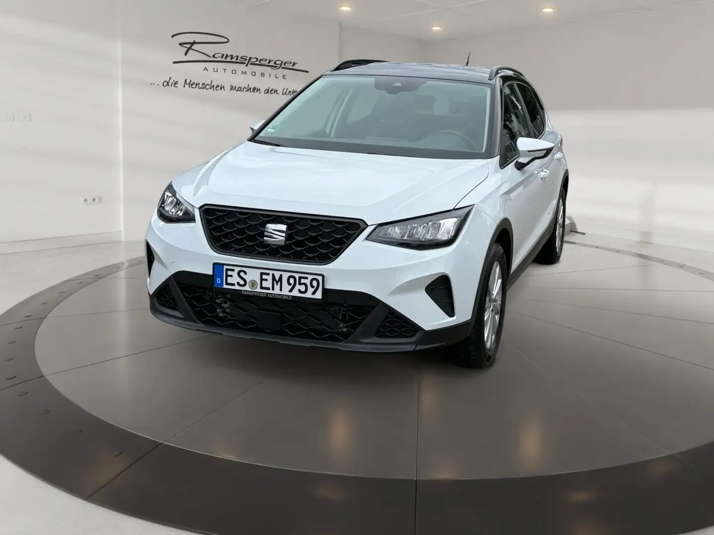 SEAT Arona Road Edition 1.0 TSI LED/Kamera/DAB/uvm. Weiß - 2