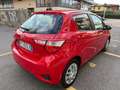 Toyota Yaris 5p 1.0 Active OK NEOPATENTATI Rood - thumbnail 2