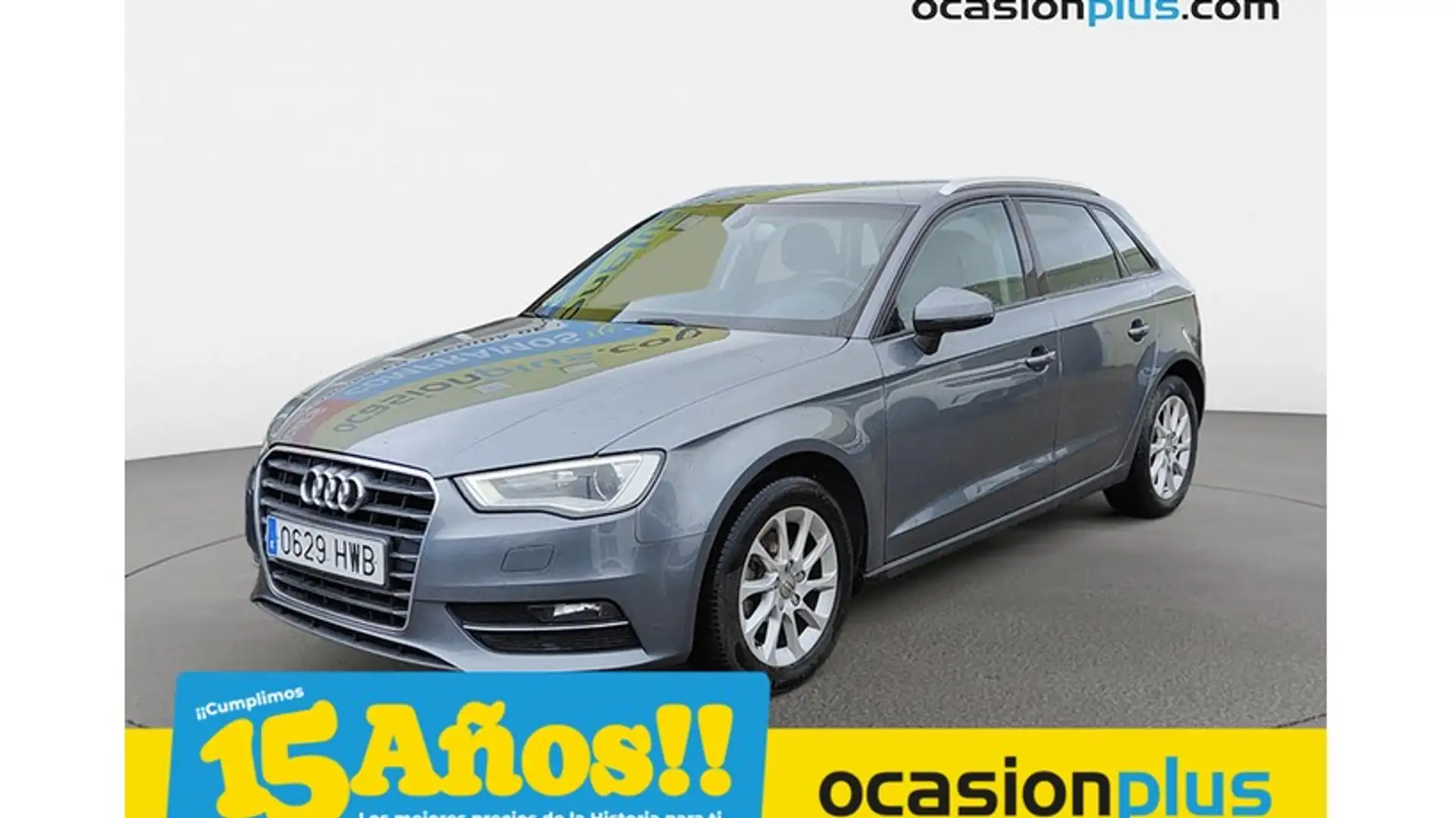 Audi A3 Sportback 1.6TDI Attraction S-Tronic 105 Gris - 1
