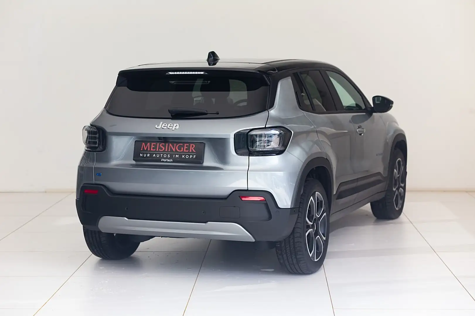 Jeep Avenger BEV 54kWh Summit Grau - 2