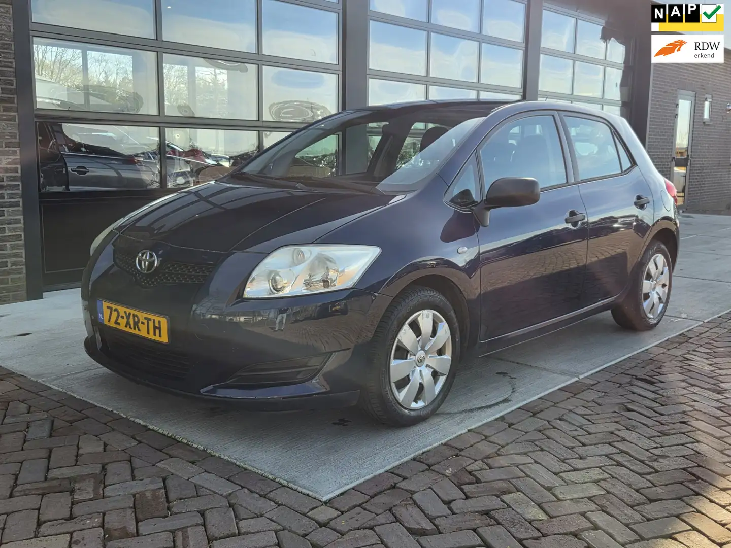 Toyota Auris 1.4 D-4D Terra Blau - 1