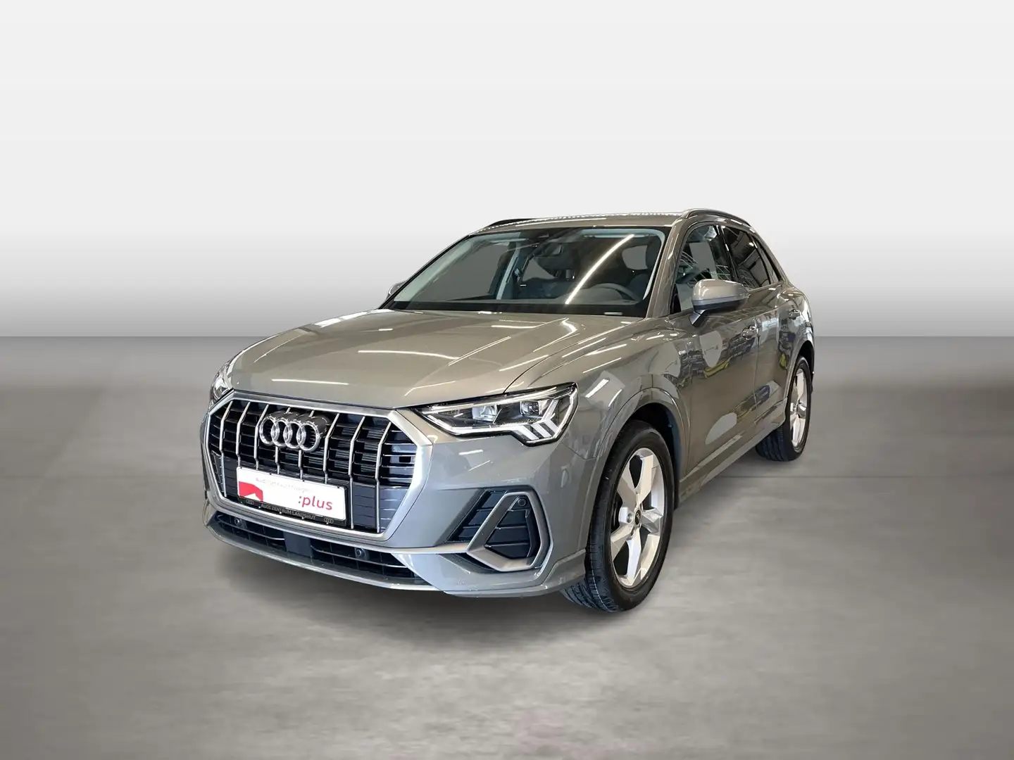 Audi Q3 35 TFSI S tronic S line FLA ACC STH AHK LM Grau - 1