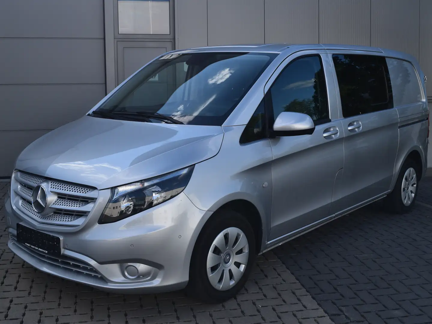 Mercedes-Benz Vito 1.7 BlueTEC Mixto Dubbl. Cabine Argento - 1