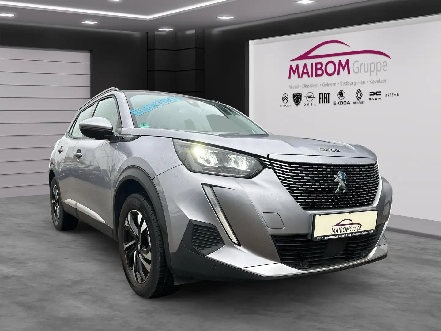 Peugeot 2008 e- Allure Grau - 2