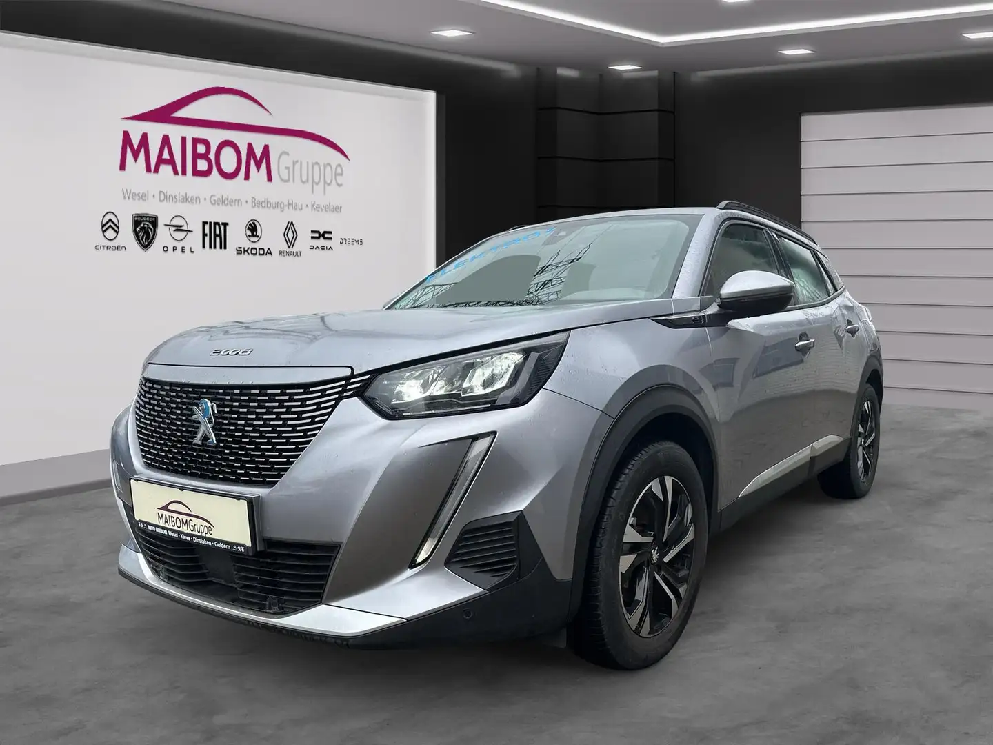 Peugeot 2008 e- Allure Grau - 1