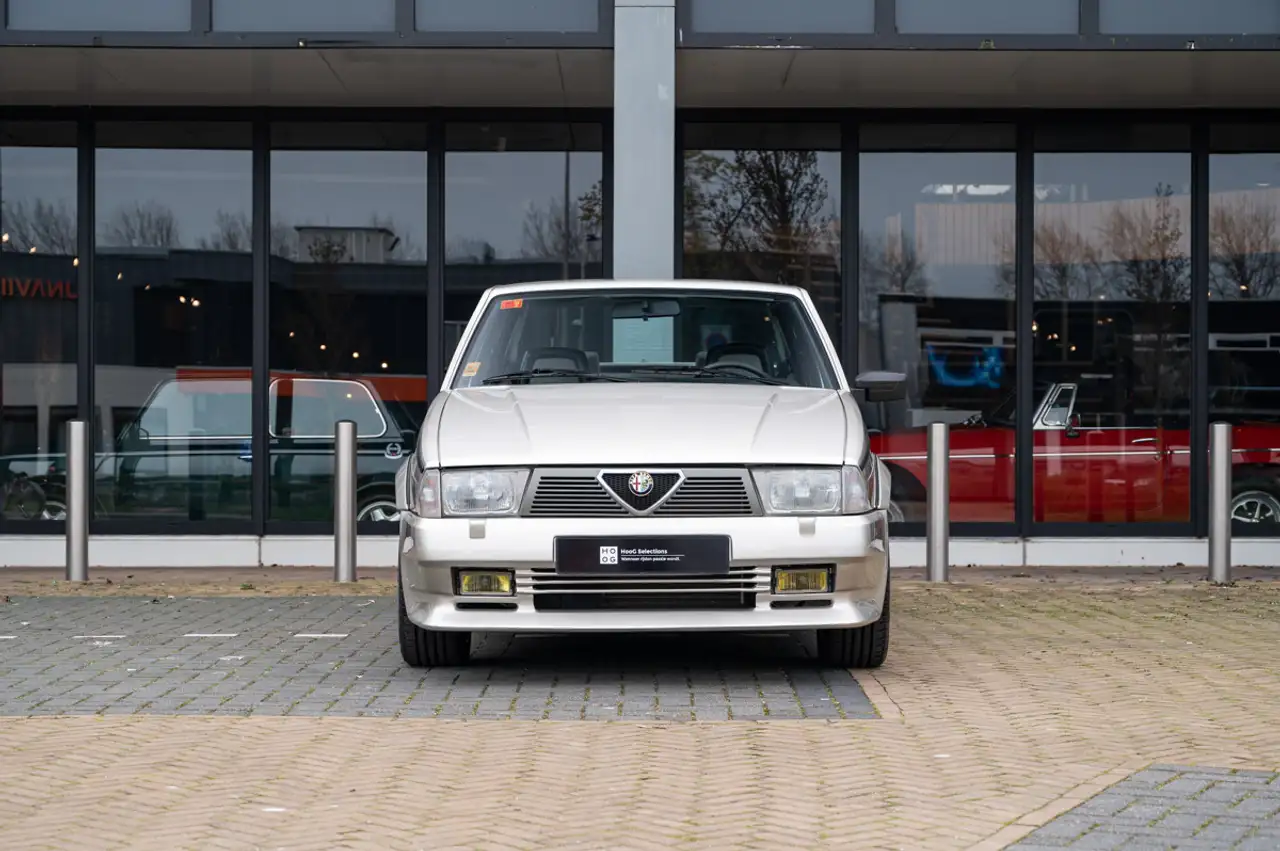 Alfa Romeo 75 1.8 Turbo Zender, foto 2