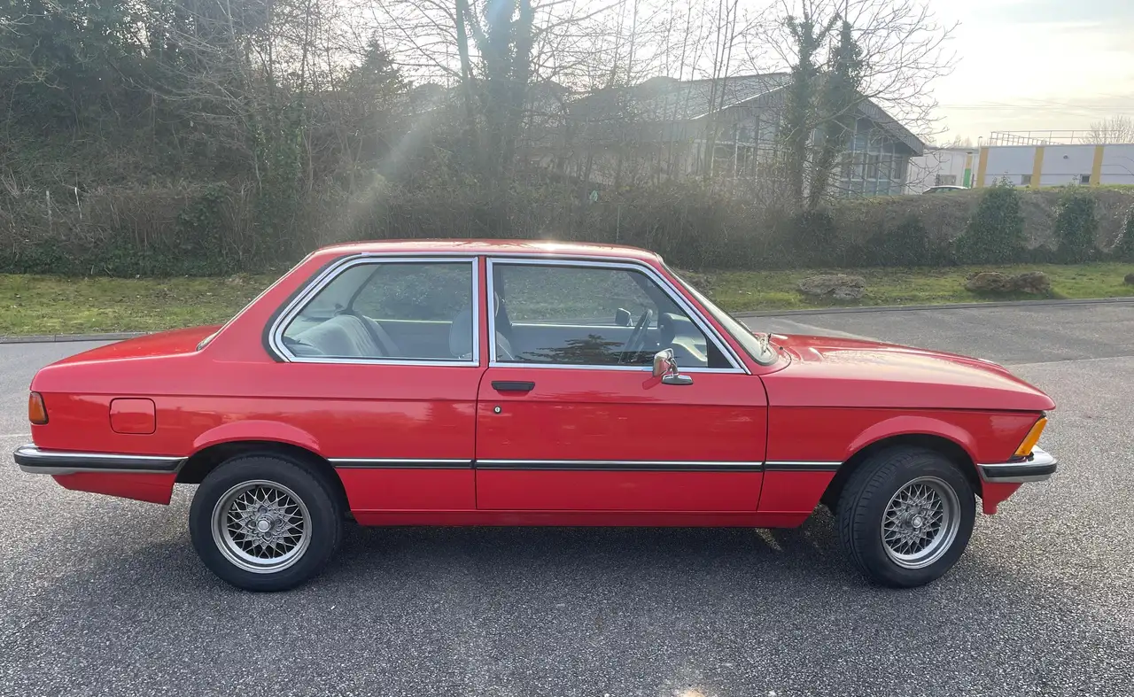 BMW 320/6, foto 2