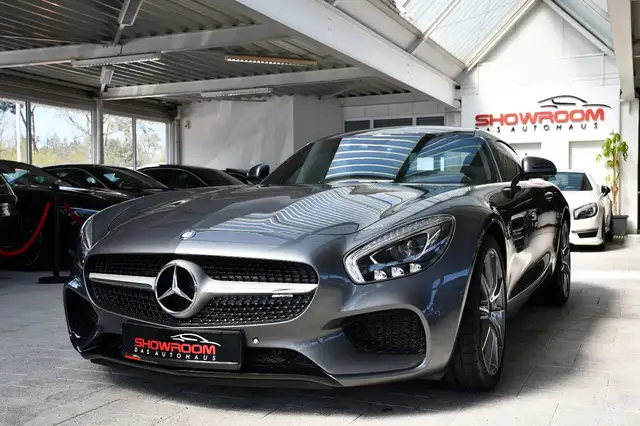 Mercedes-Benz Amg GT view 8