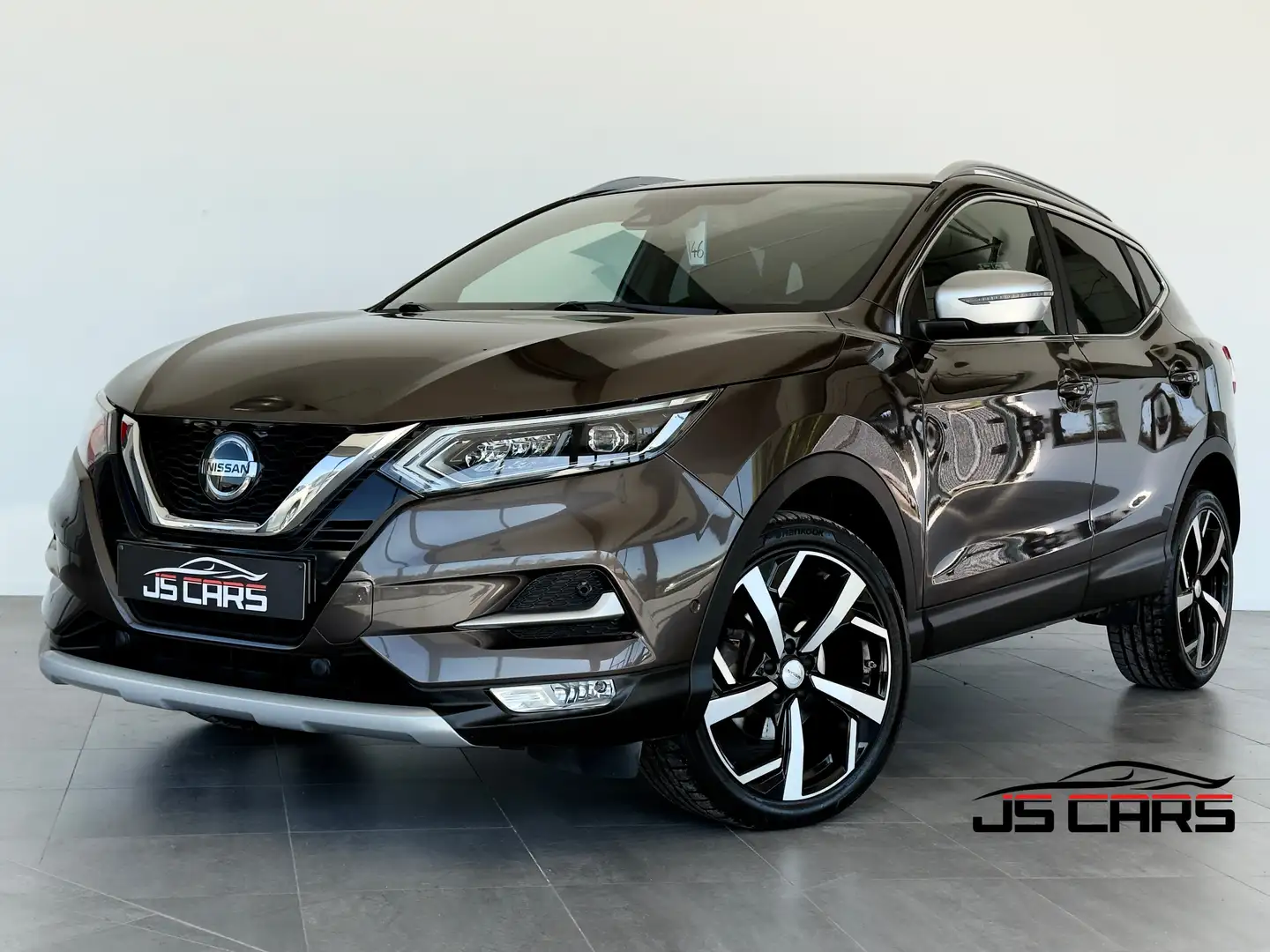 Nissan Qashqai 1.5dCi *1ERPRO*AUTO*GPS*CUIR*T.PANO*CAMERA360*PDC* Brun - 1
