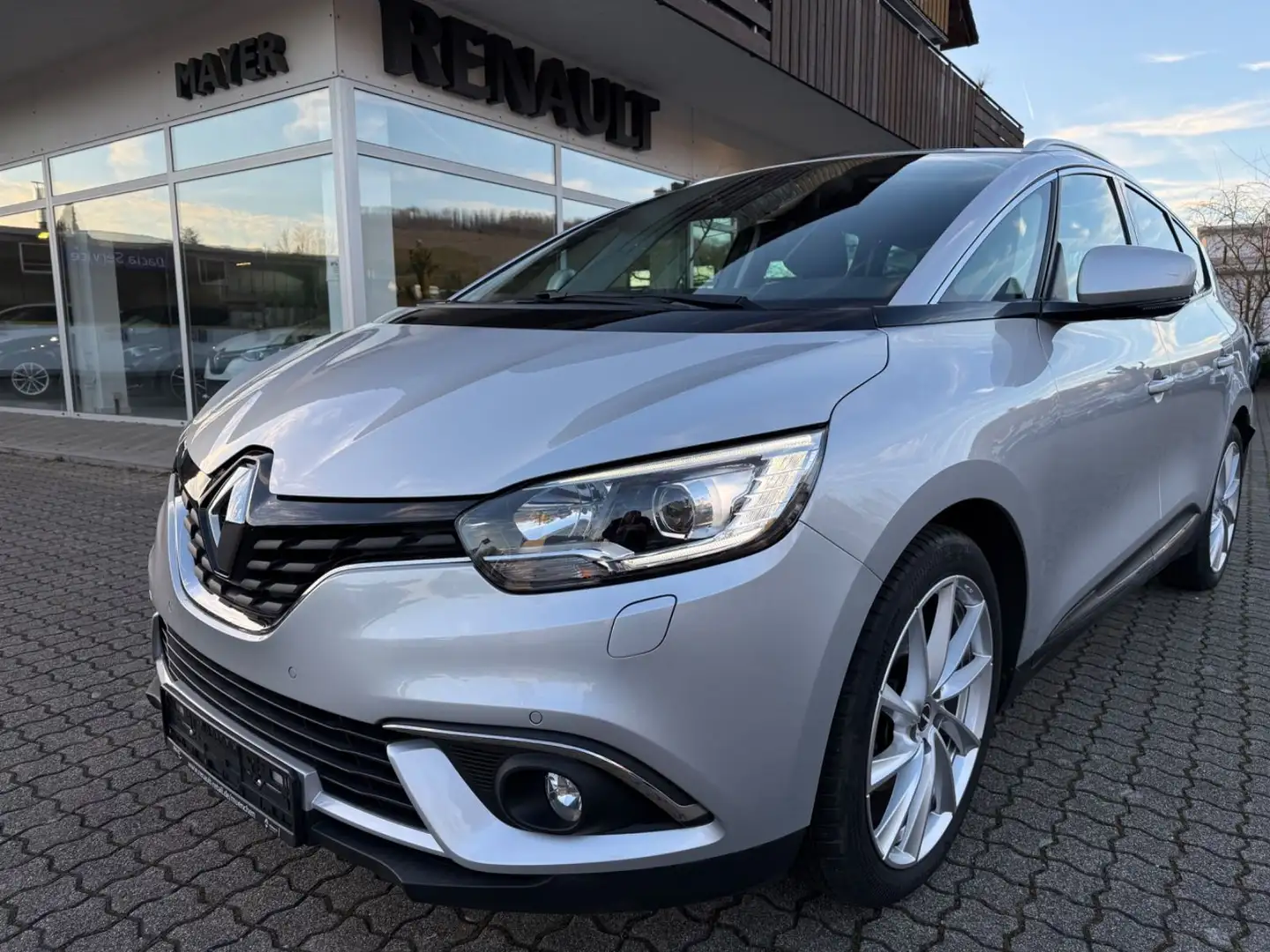 Renault Scenic IV Grand Business Edition*NAVI*LED*EU6dT* Grau - 1