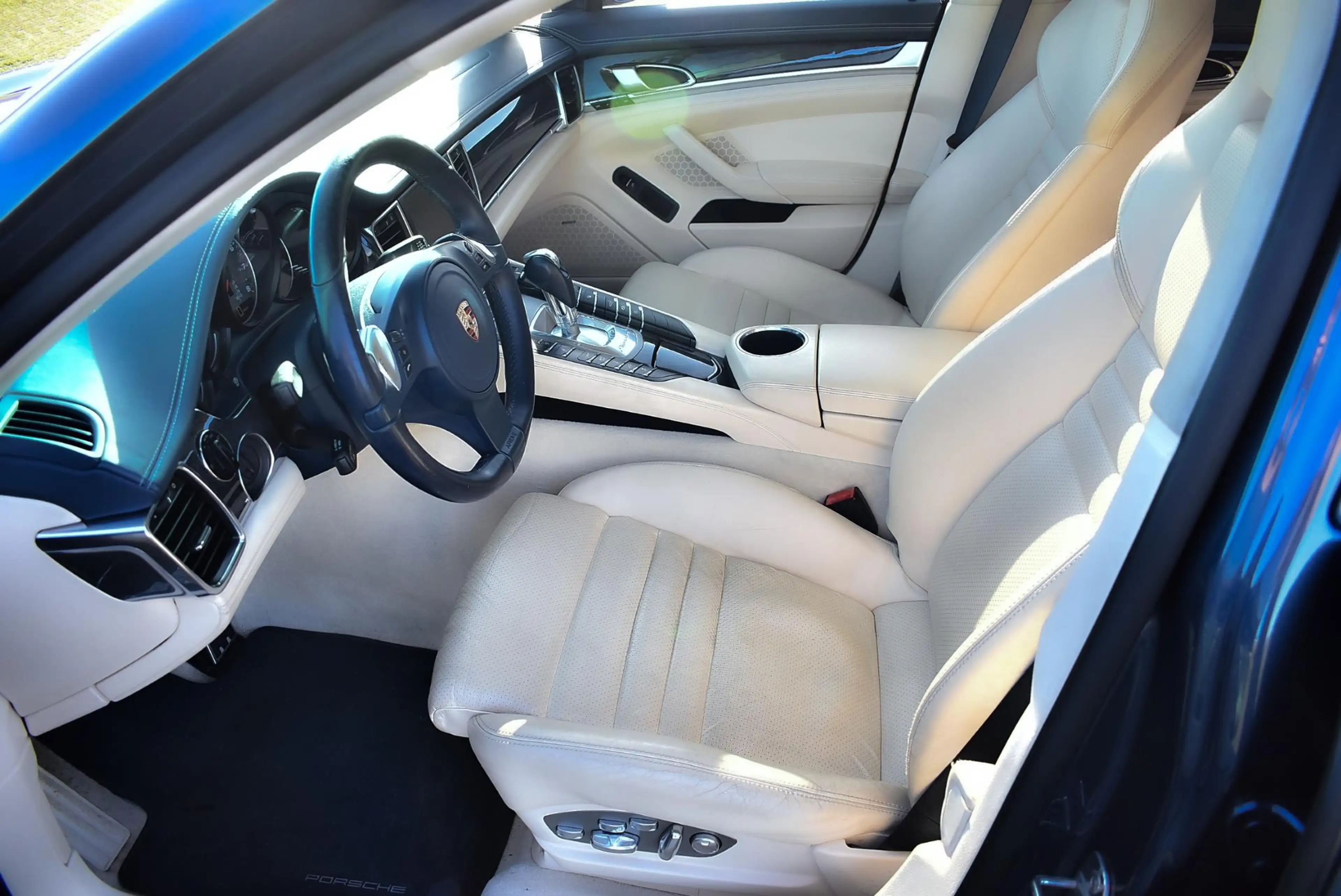 Porsche Panamera 4.8 4S V8 400HP € 36.000 in options — photo 15