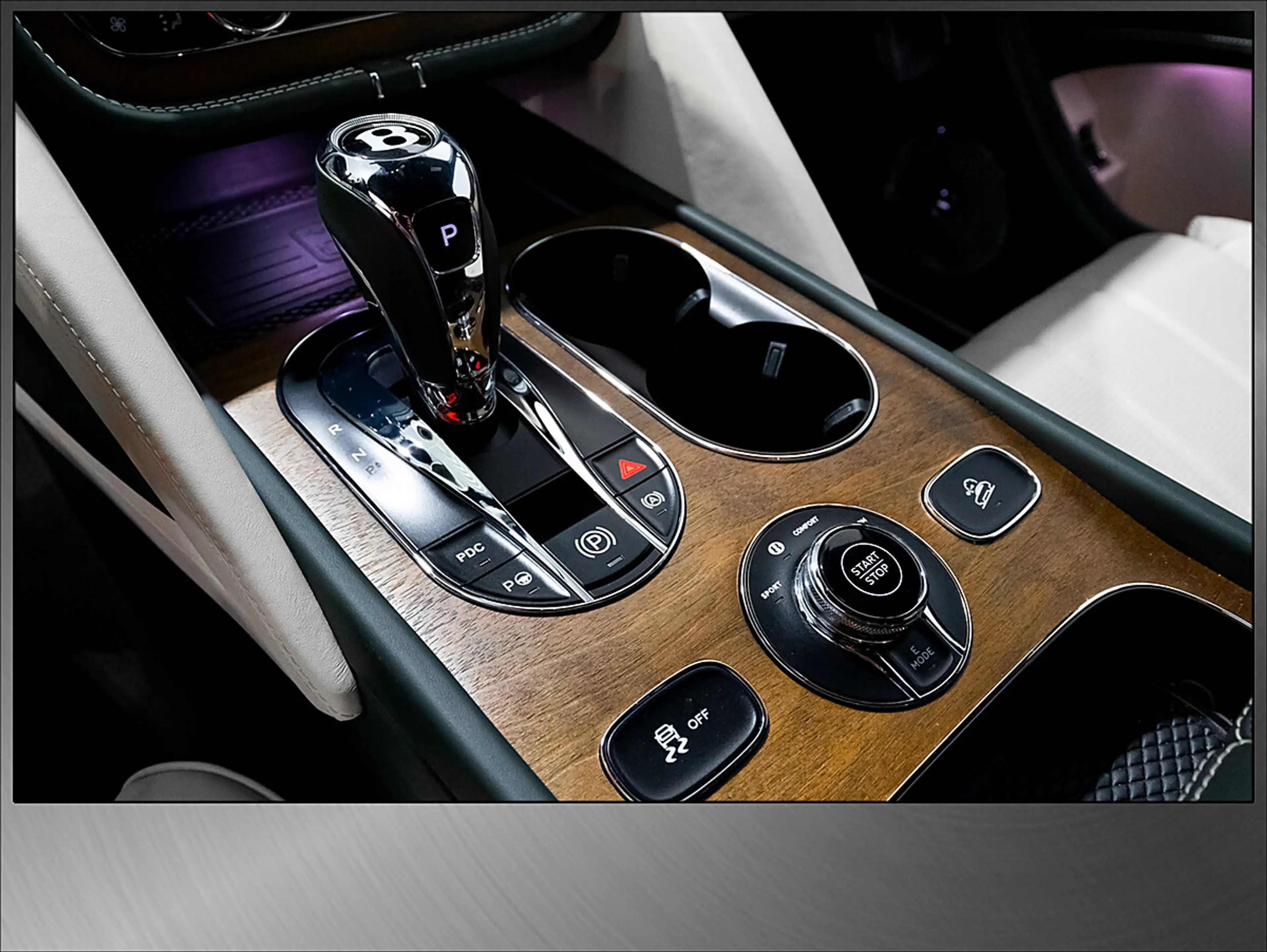 Bentley Bentayga S Hybrid Azure/22"/Massage/Head-Up/ACC/TV/Kamera — photo 13