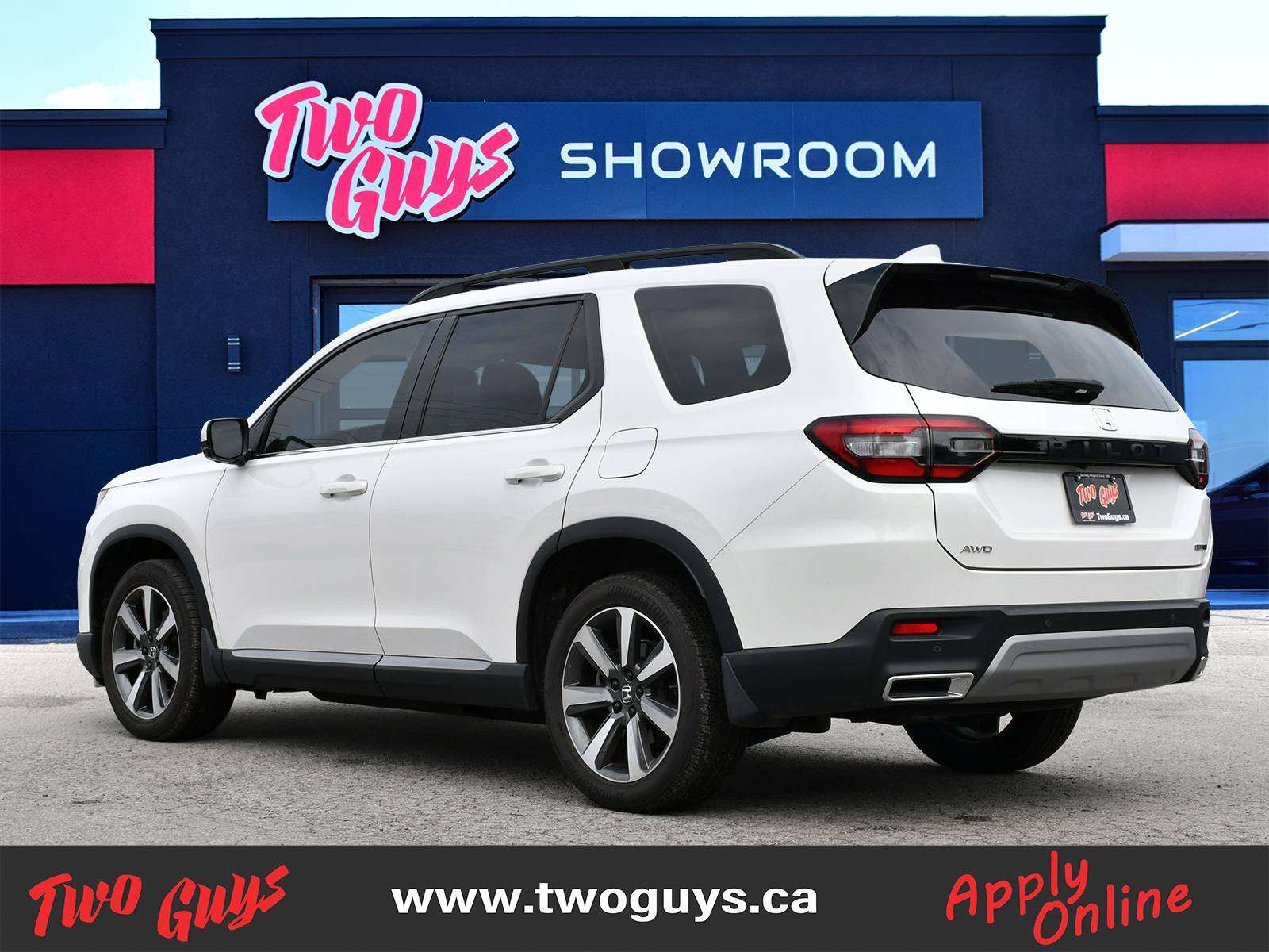 2024 Honda Pilot Touring | 3.5L AWD | Pano | Brown Leather | photo 8