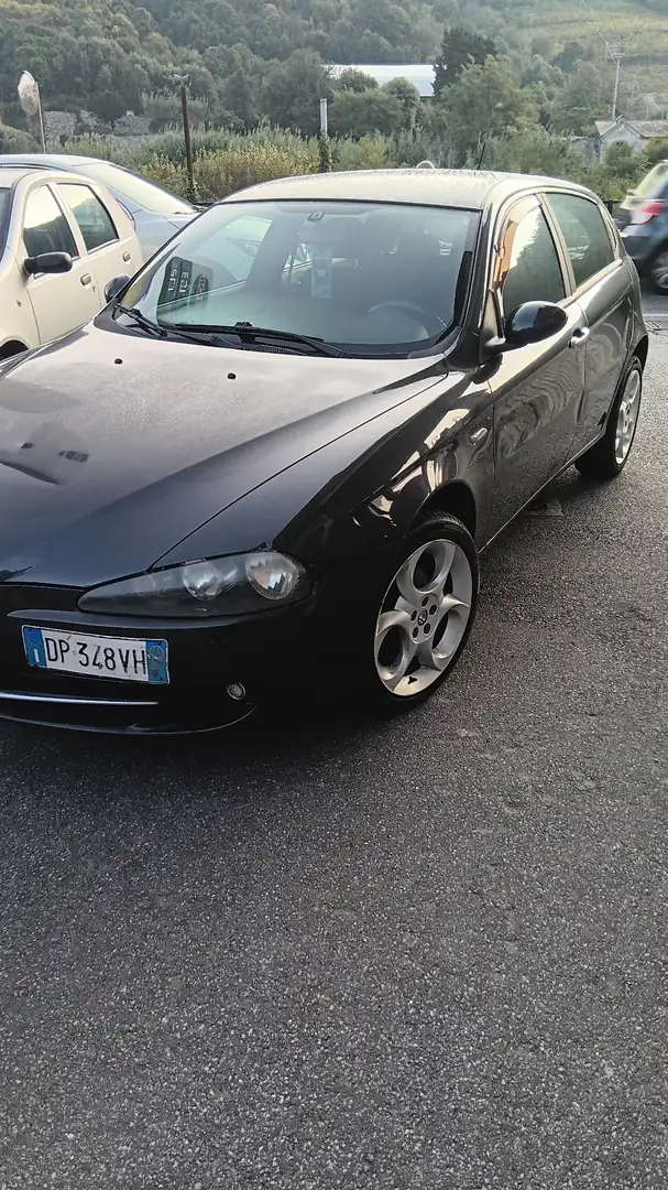 Alfa Romeo 147 3p 1.9 jtd BlackLine 120cv - 1