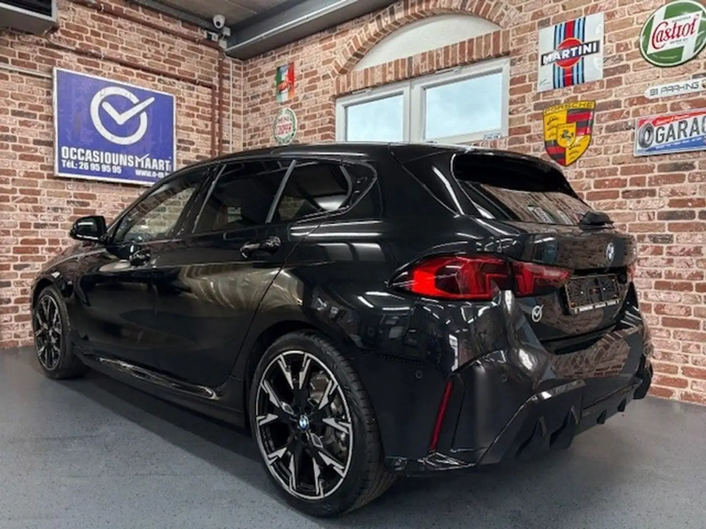 BMW 120 120dA 2.0 163cv Auto M-SPORT (New Model) Noir - 2