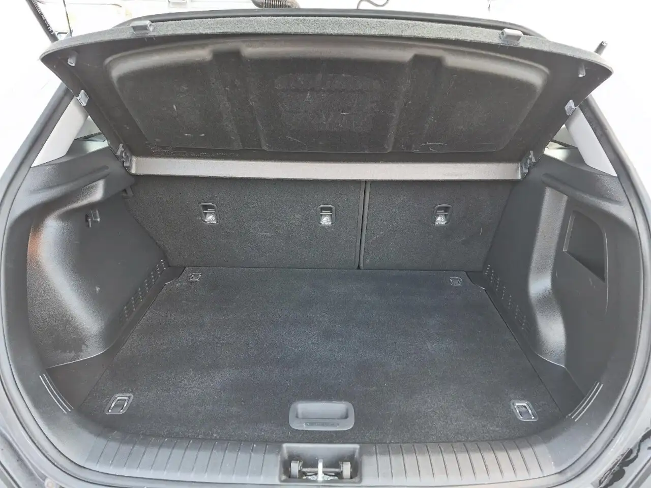Hyundai KONA photo Hyundai KONA