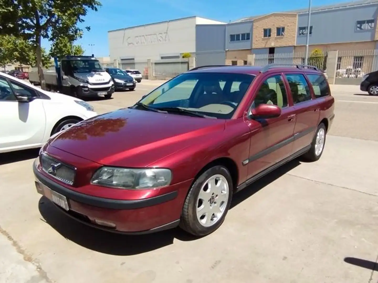 Volvo V70 T5 Aut. Rojo - 1