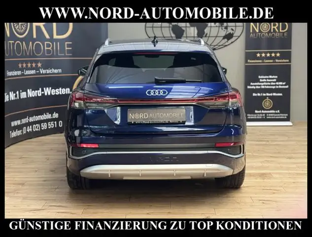 Audi Q4 e-tron view 11