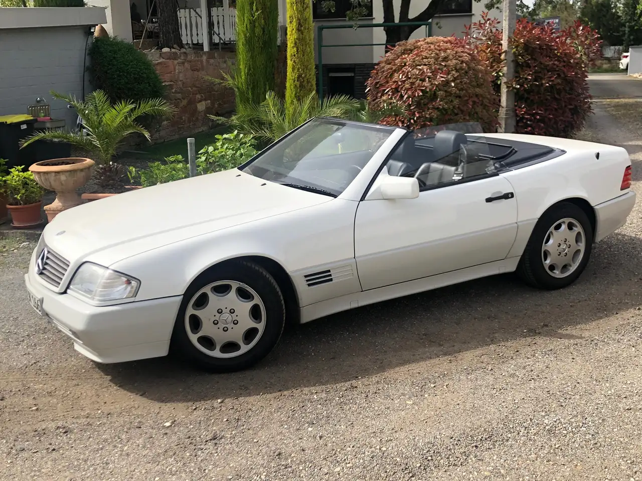 Mercedes-Benz SL 280, foto 2