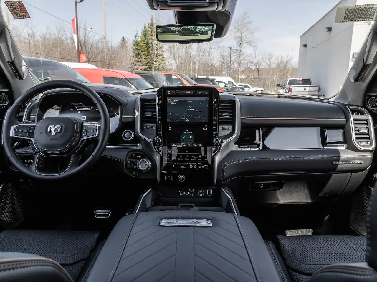 RAM 1500 снимка RAM 1500