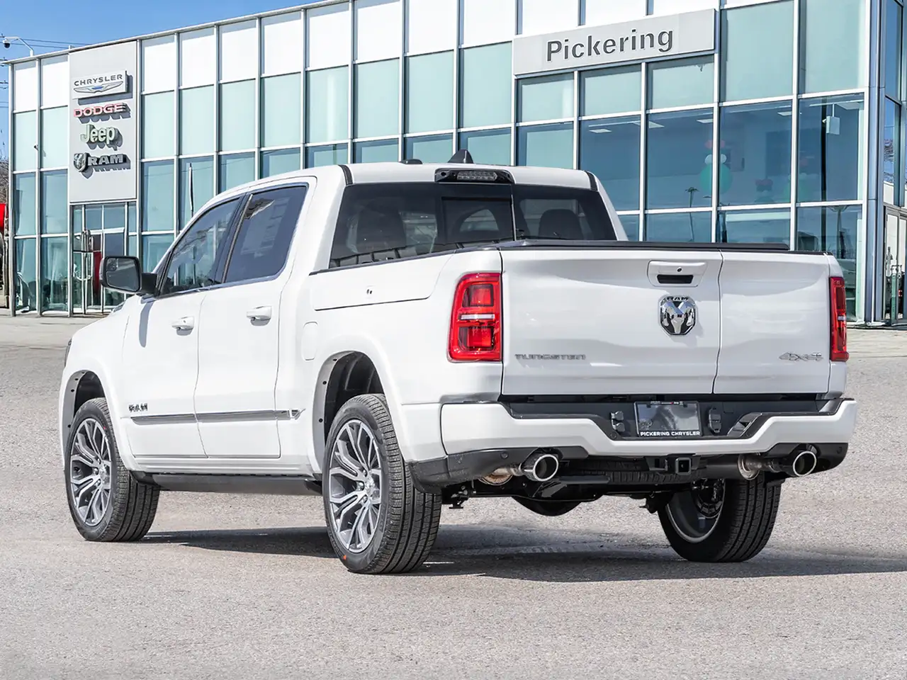 RAM 1500 снимка RAM 1500