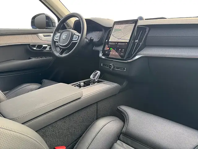 Volvo XC90 T8 AWD PHEV 18,8kWh Ultra Bright Ansicht 15