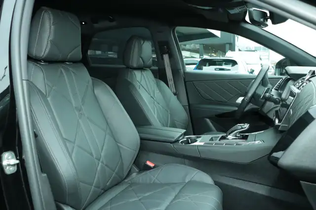 DS Automobiles DS 7 Crossback view 7