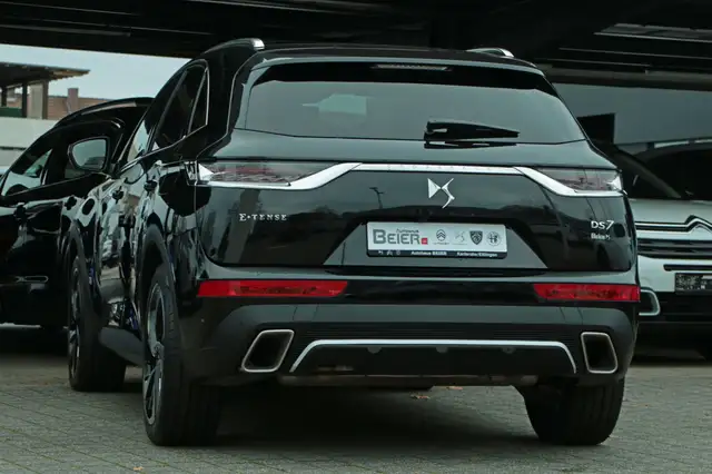 DS Automobiles DS 7 Crossback view 3