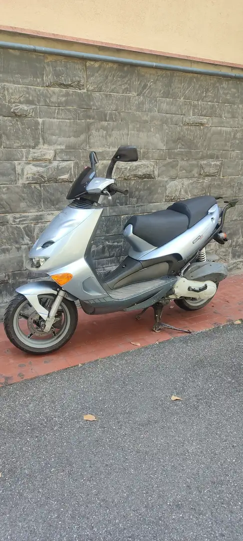 Aprilia SR 125 Kék - 1