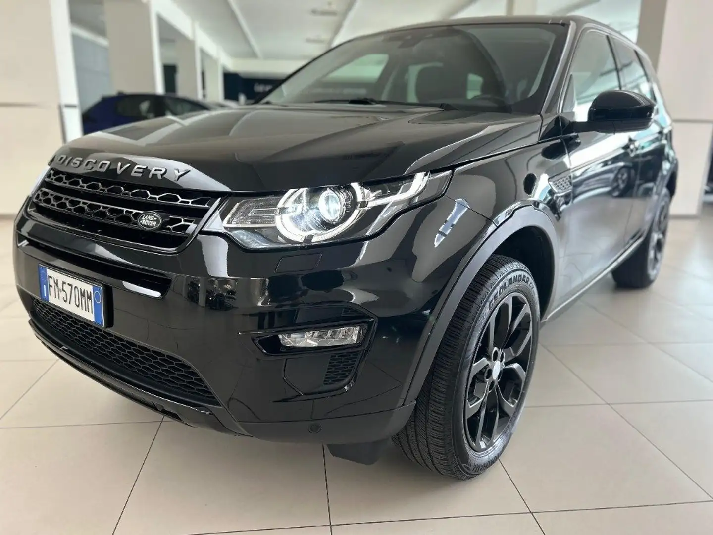 Land Rover Discovery Sport 2.0 TD4 150 CV HSE Nero - 1
