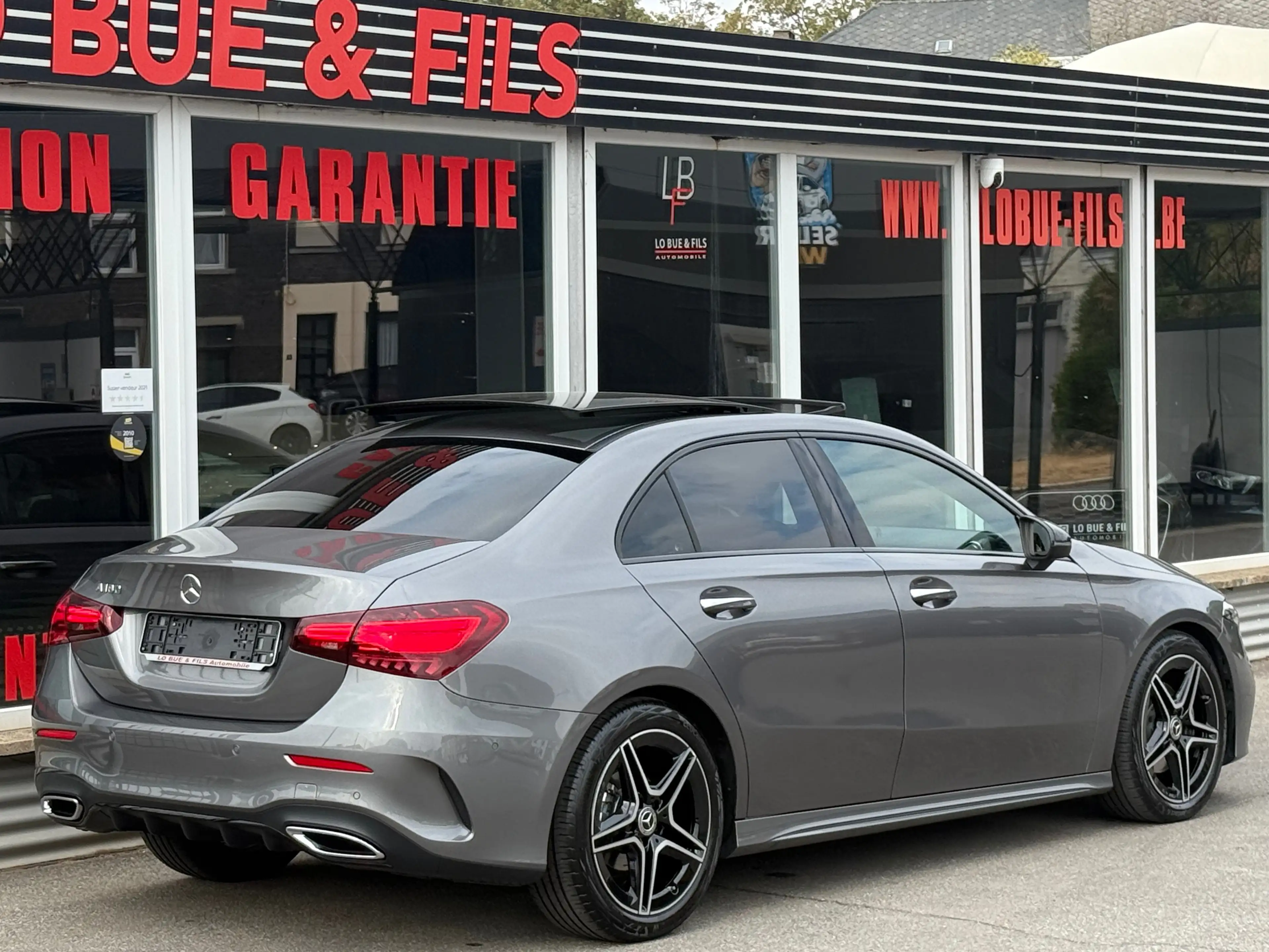 Mercedes-Benz A 180 A 180 AMG Line — photo 8