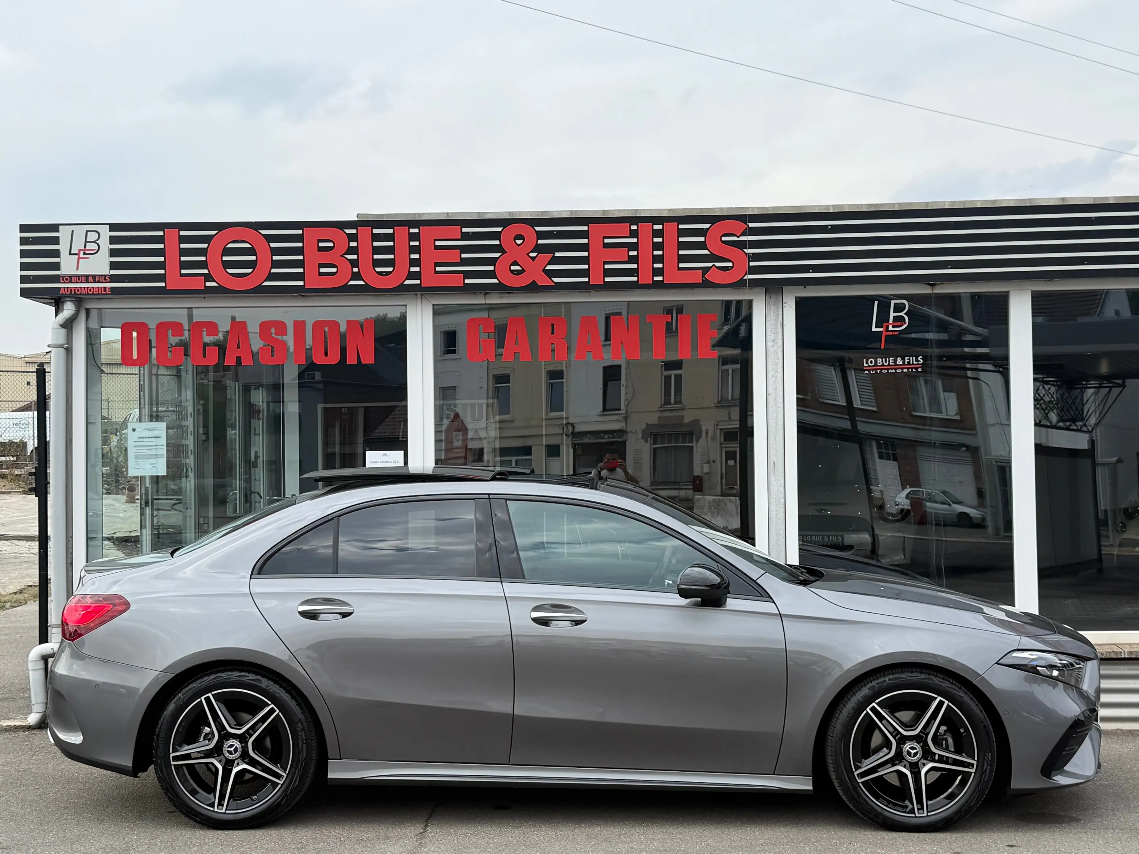 Mercedes-Benz A 180 A 180 AMG Line — photo 7