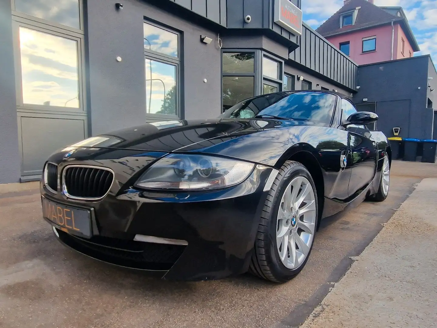 BMW Z4 Roadster 2.5i +XENON+LEDER+SHZ+PDC+3.HD+ Noir - 1