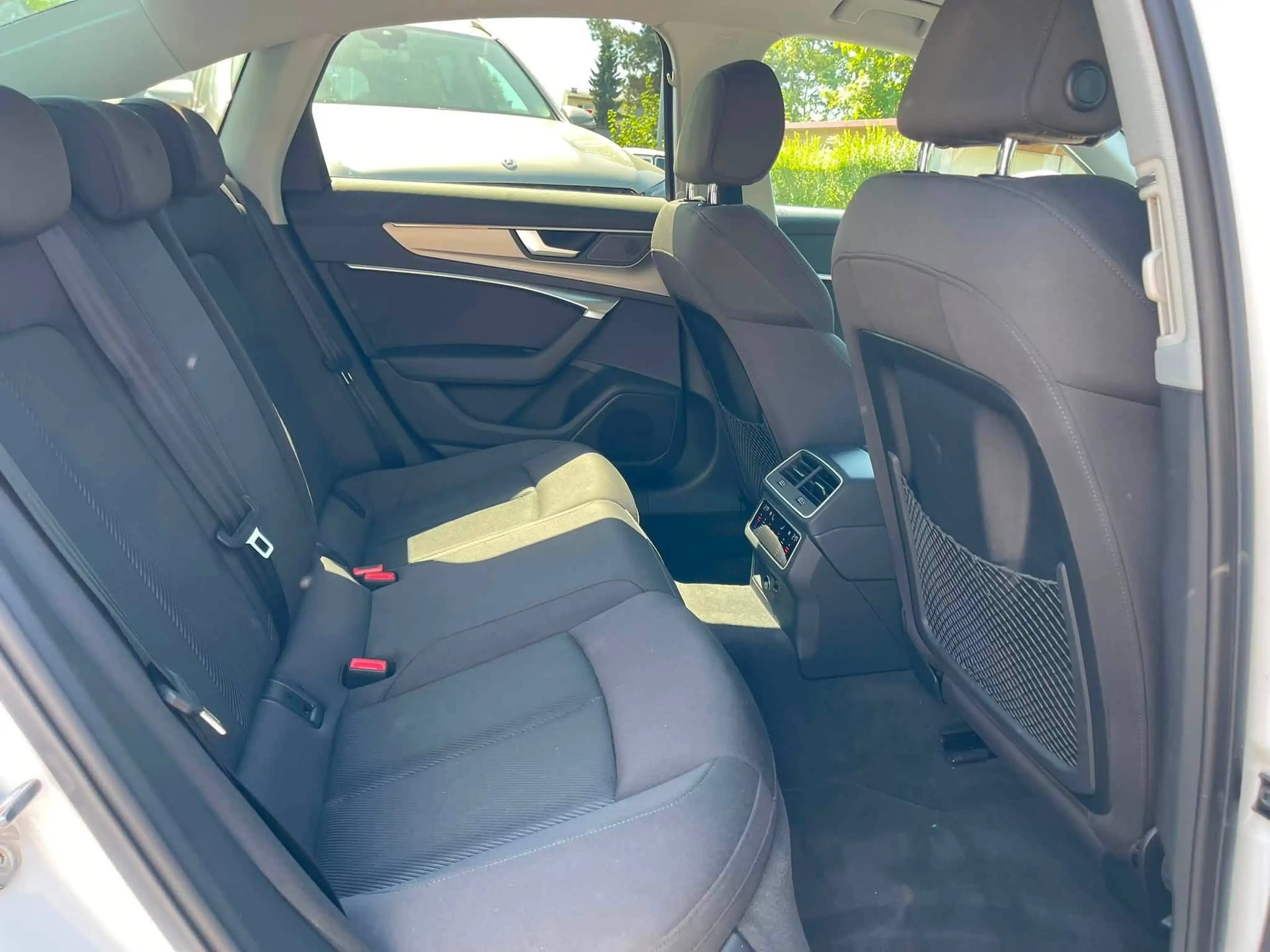 Audi A6 35 TDI sport — photo 11