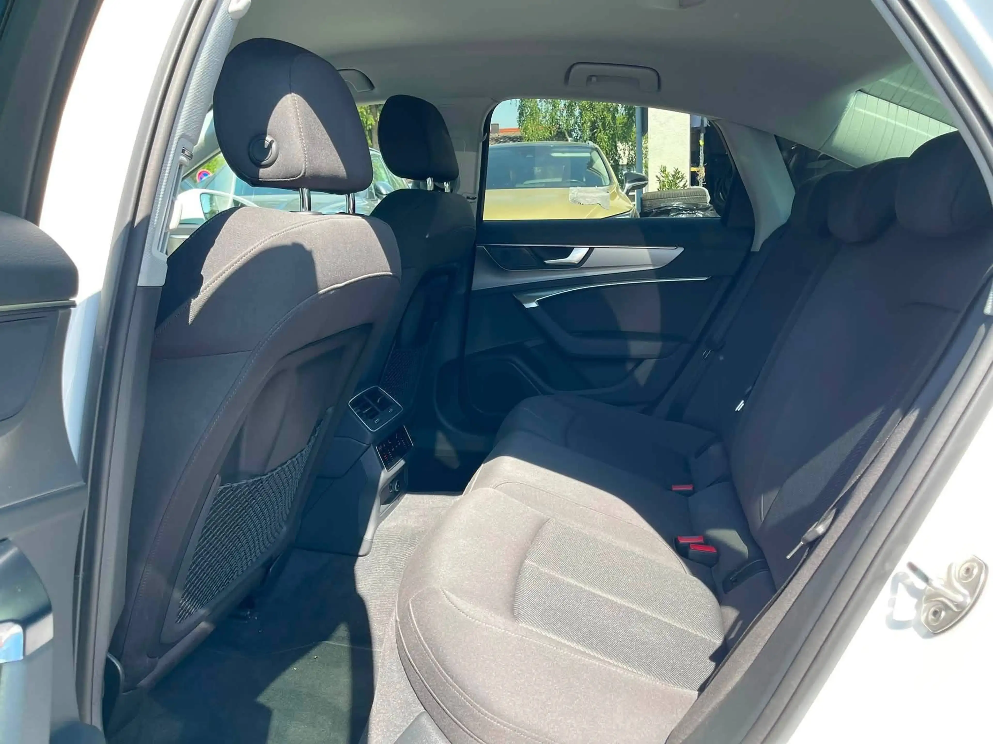 Audi A6 35 TDI sport — photo 13