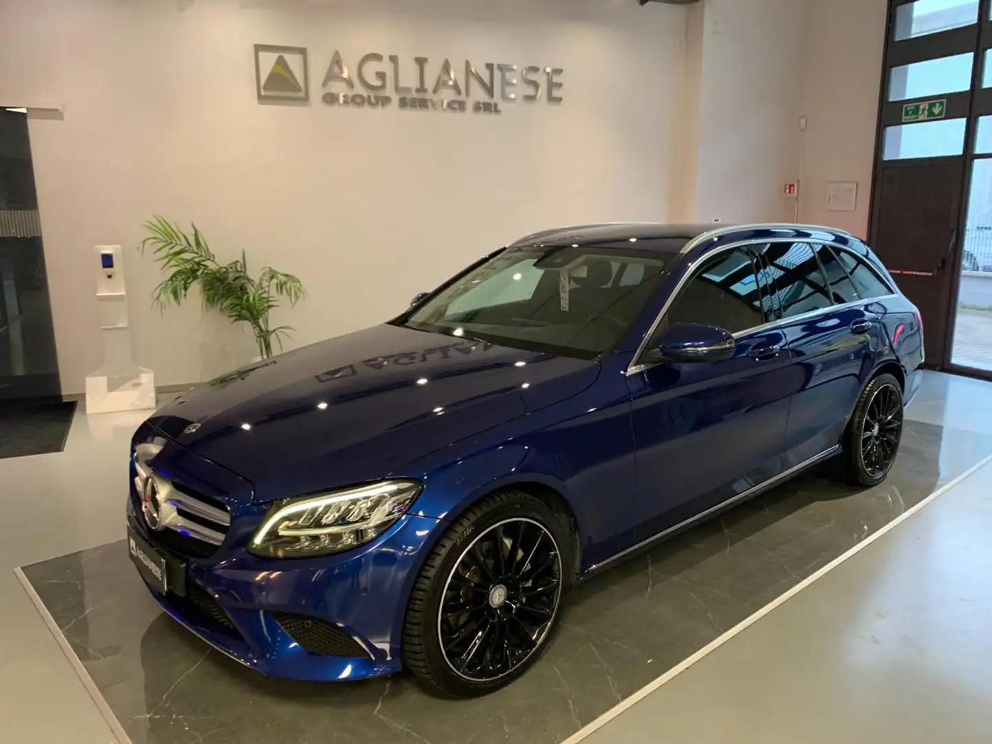 Mercedes-Benz C 300 d S.W. Auto Premium Blau - 1