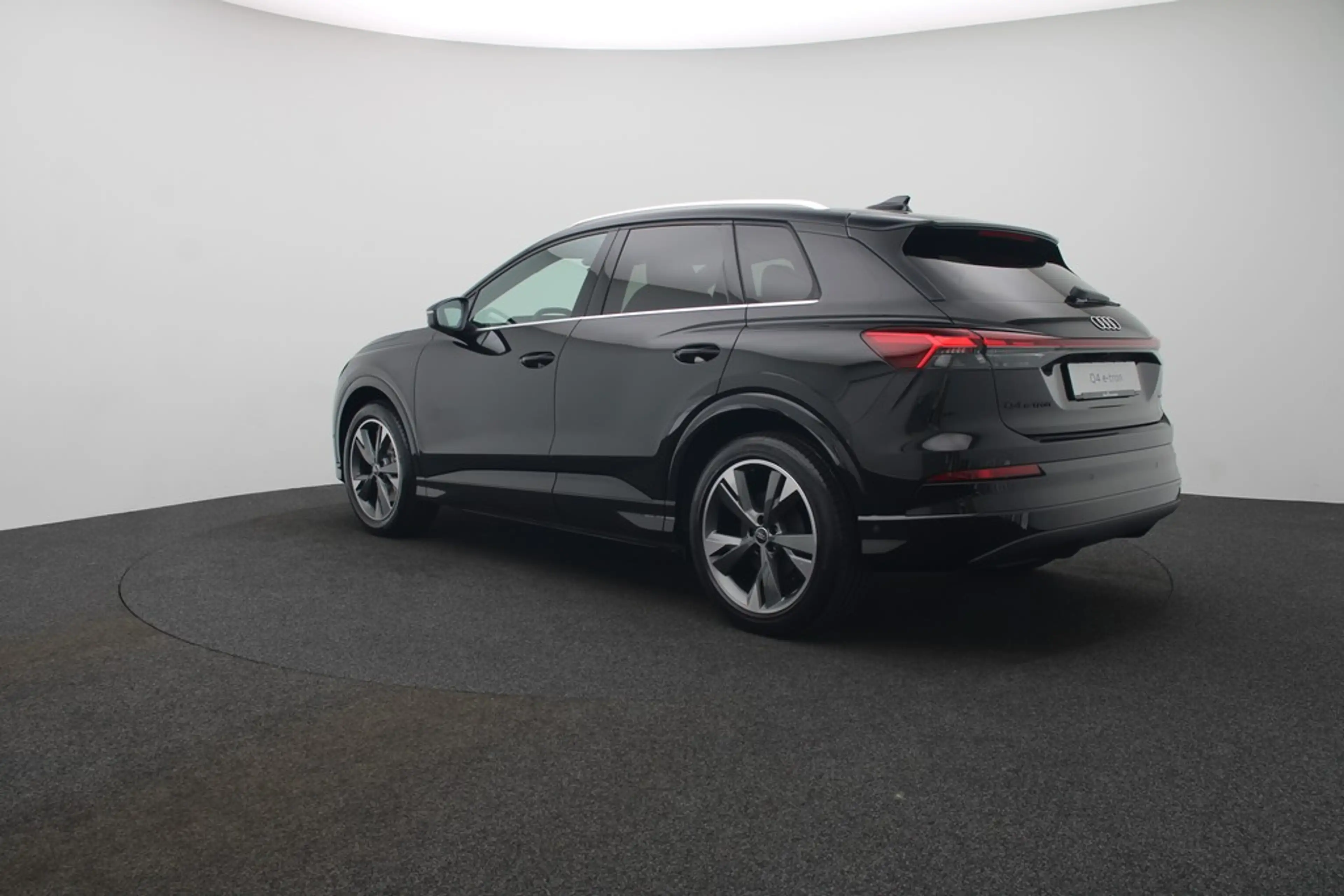 Audi e-tron quattro 220kW Pano, Tech pro, Interieur S — photo 3