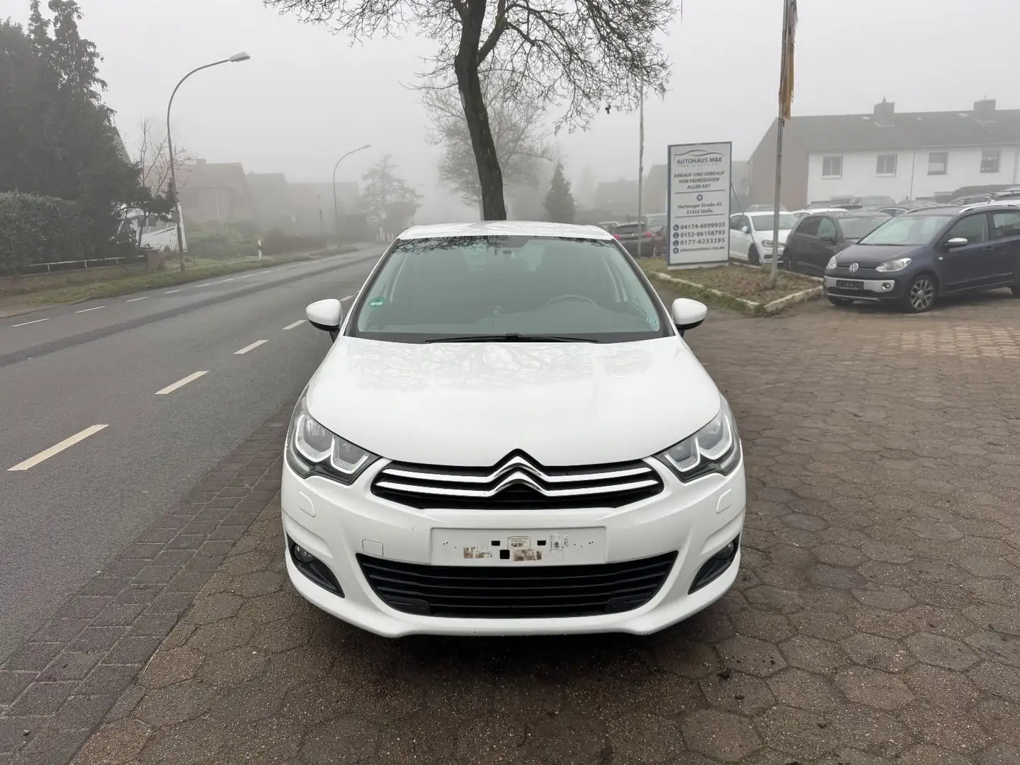 Citroen C4 Lim. Selection 1.6 HDi Automatik Euro6*Top Zu Weiß - 2