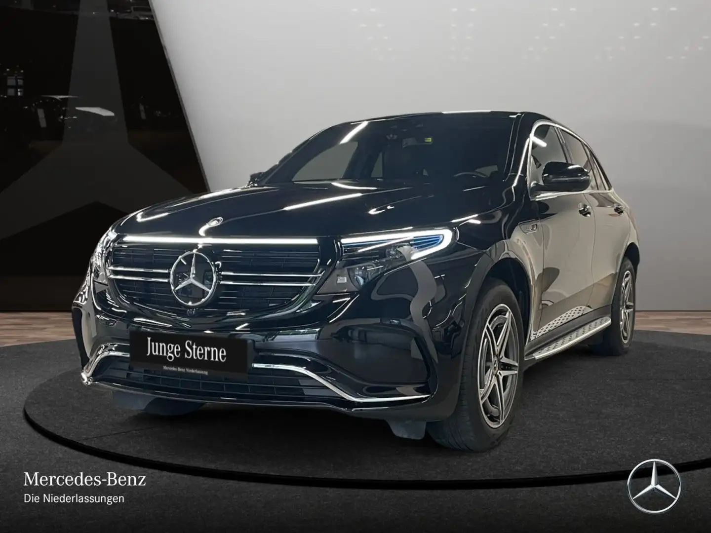 Mercedes-Benz EQC 400 4M AMG+360+AHK+MULTIBEAM+FAHRASS+BURMESTER Schwarz - 2
