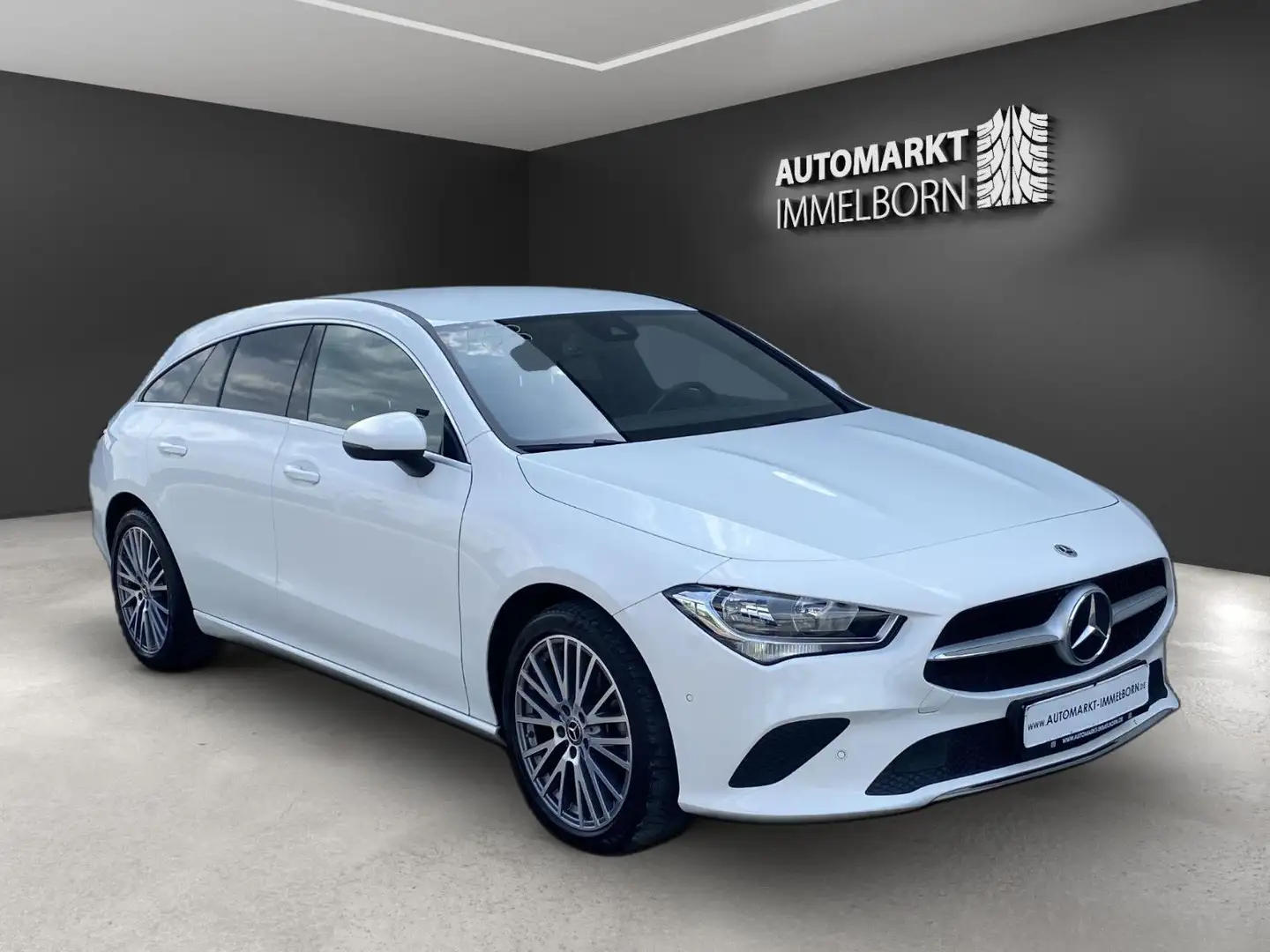 Mercedes-Benz CLA 180 CLA 180 Kamera*Leder*DAB*LED*Navi*18*Spur*Park Weiß - 1