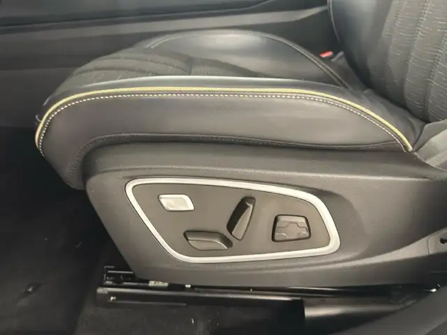 Renault Austral view 13