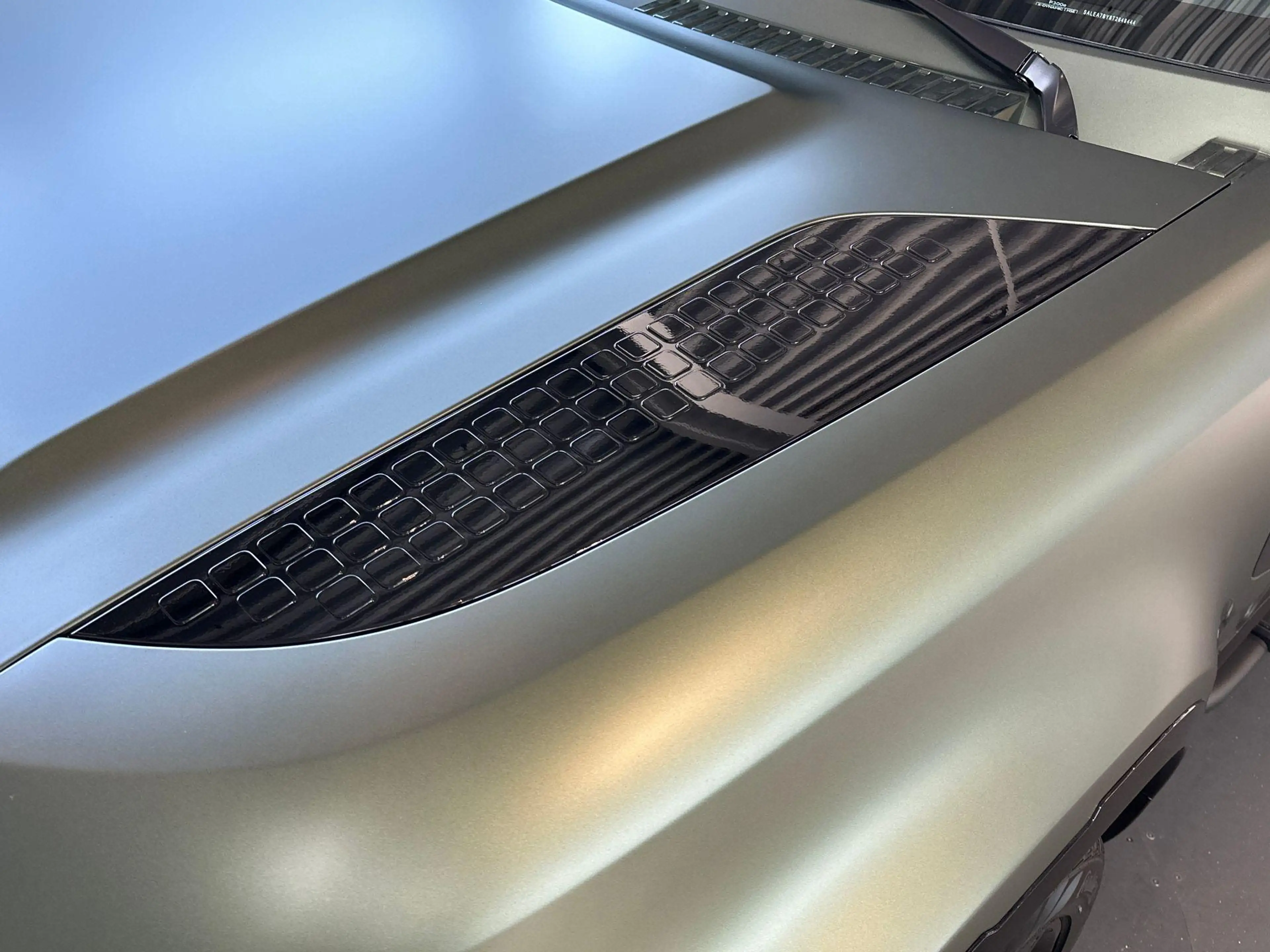 Land Rover Defender 110 P300e 110 X-DYNAMIC HSE -TREKHAAK|TREE PLANKEN — photo 22