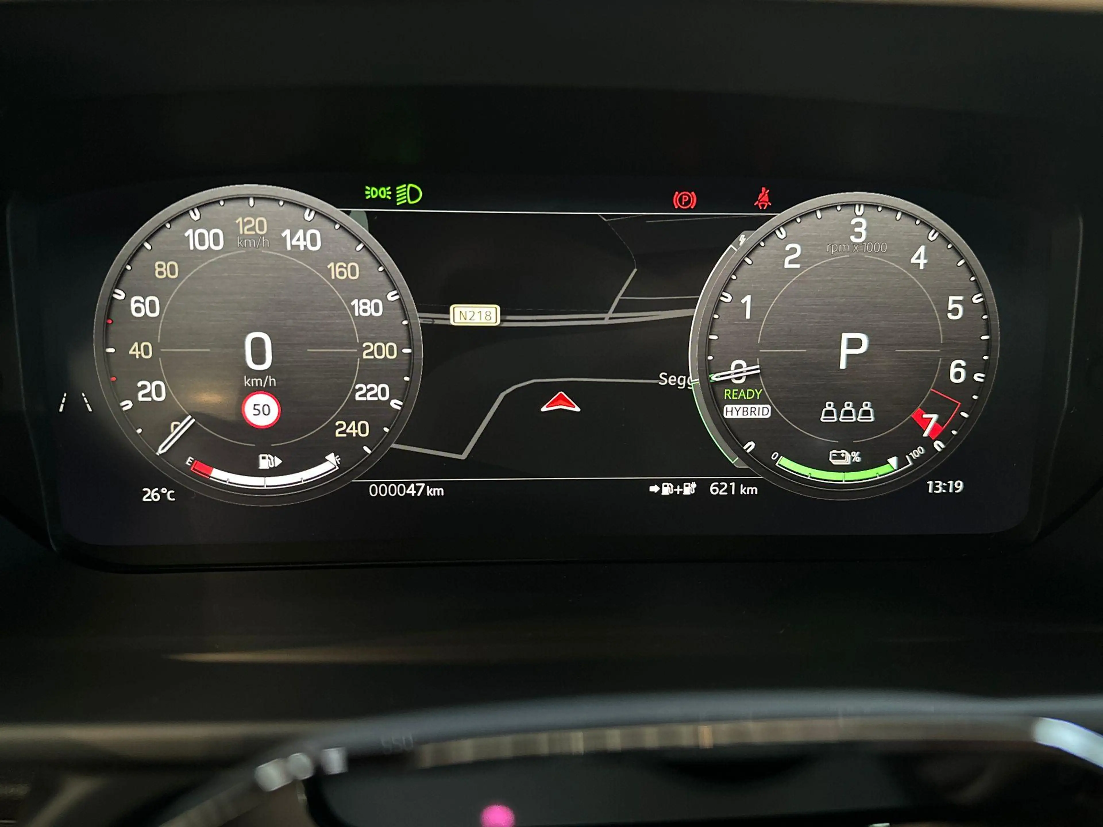 Land Rover Defender 110 P300e 110 X-DYNAMIC HSE -TREKHAAK|TREE PLANKEN — photo 18