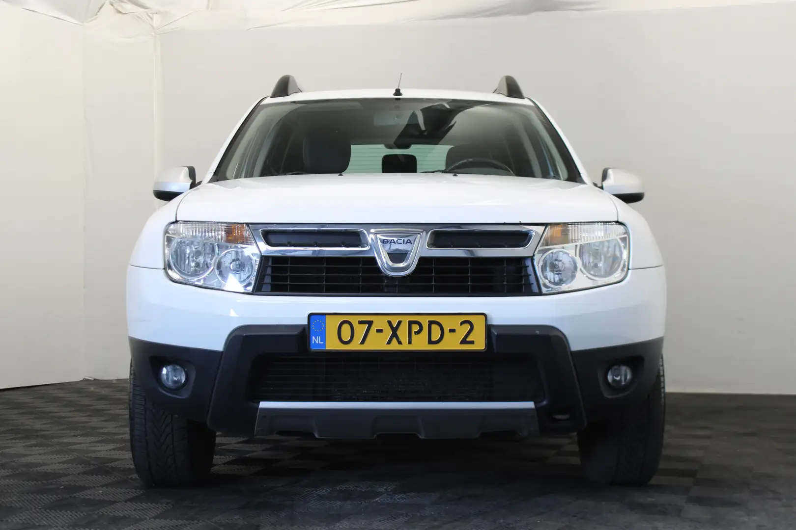 Dacia Duster 1.6 Aniversare LPG 2wd |Leder| Wit - 2