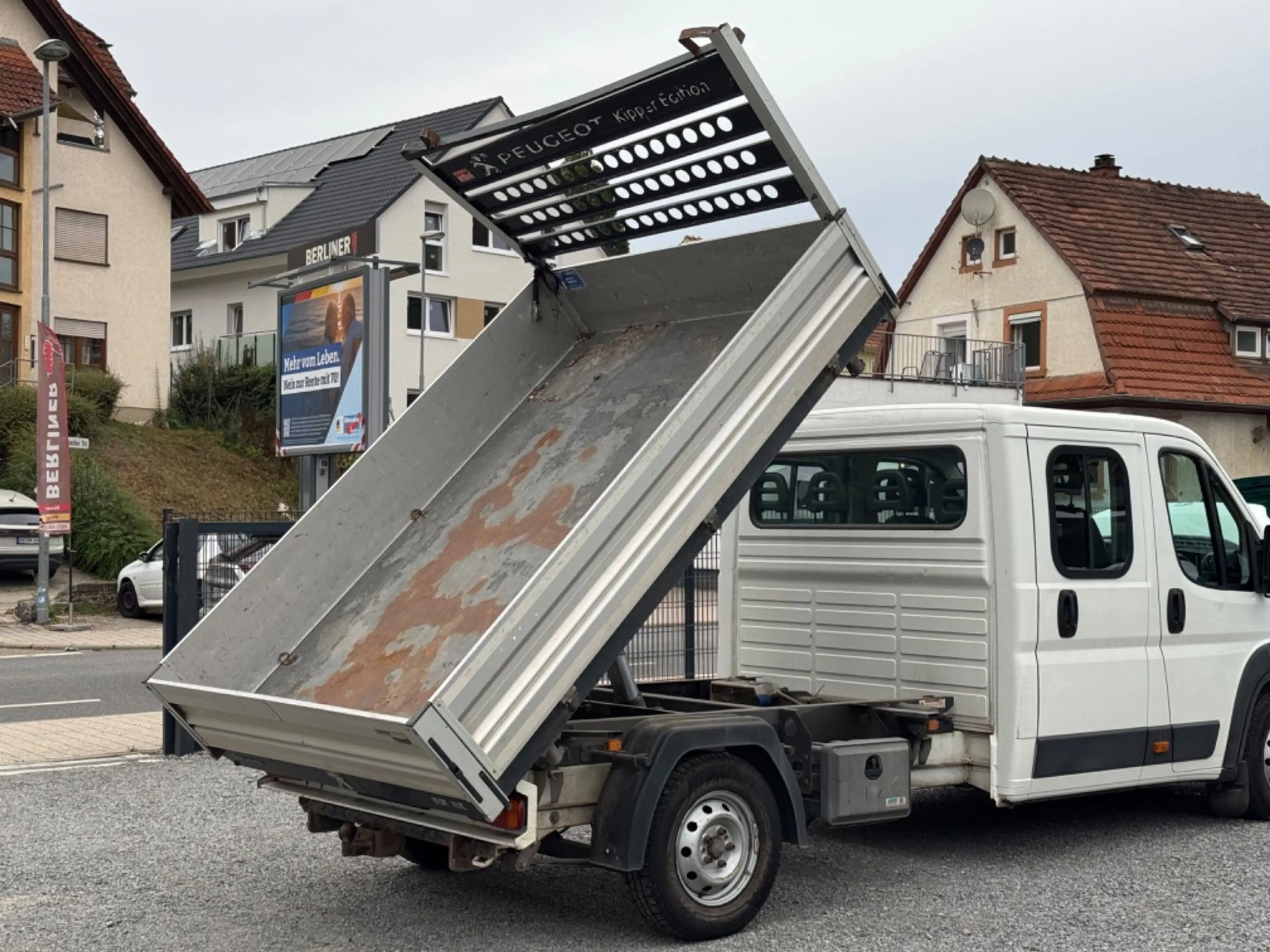 Peugeot Boxer BOXER DoKa DREISEITENKIPPER AHK MOTOR-DEFEKT
