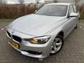 BMW 320 3-serie 320i Edition Business*NEW APK*CRUISE*NAVI* Grijs - thumbnail 25