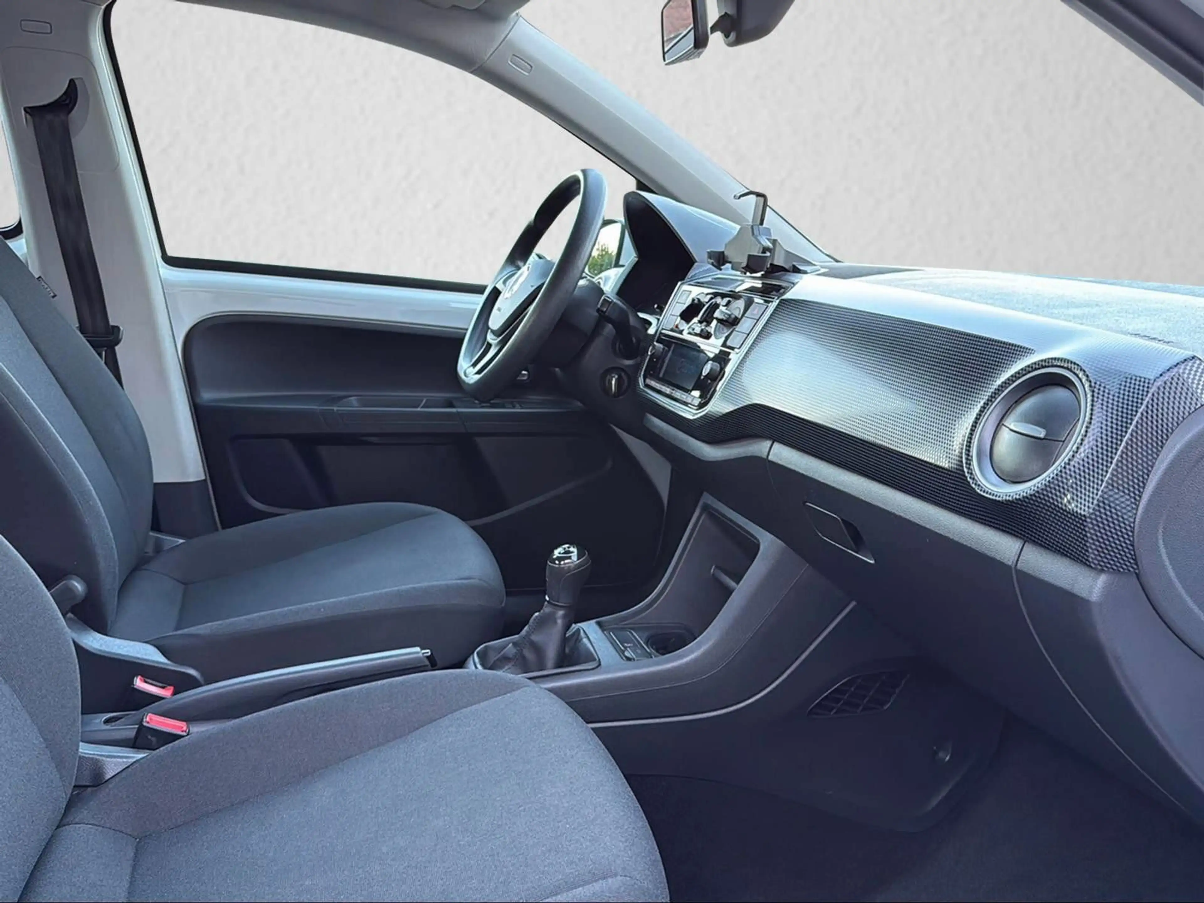 Volkswagen up! Move *Kamera*Spurhalteass.*DAB*Klima*PDC* — photo 8