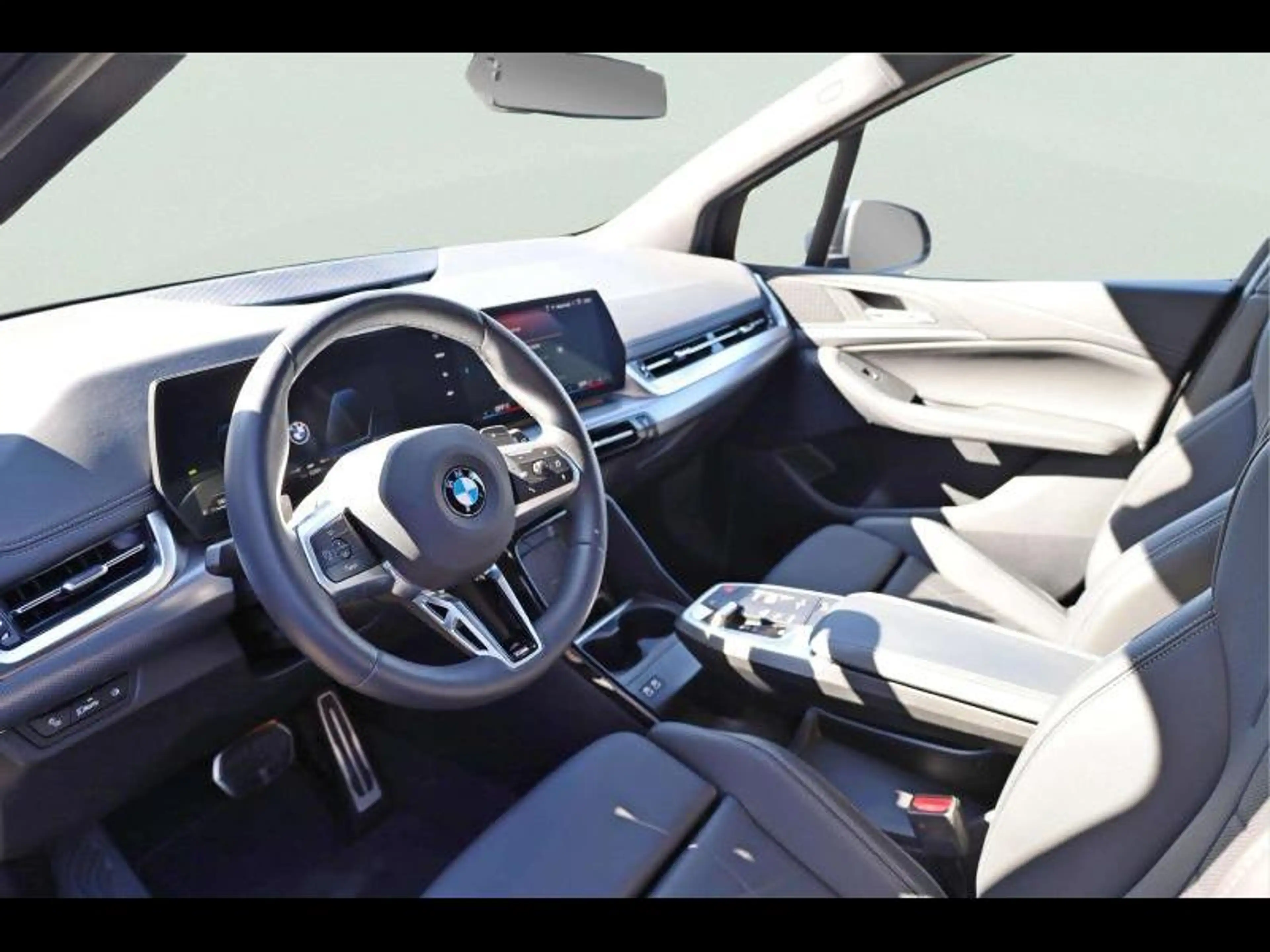 BMW 216 i Active Tourer Kit M Sport — photo 6