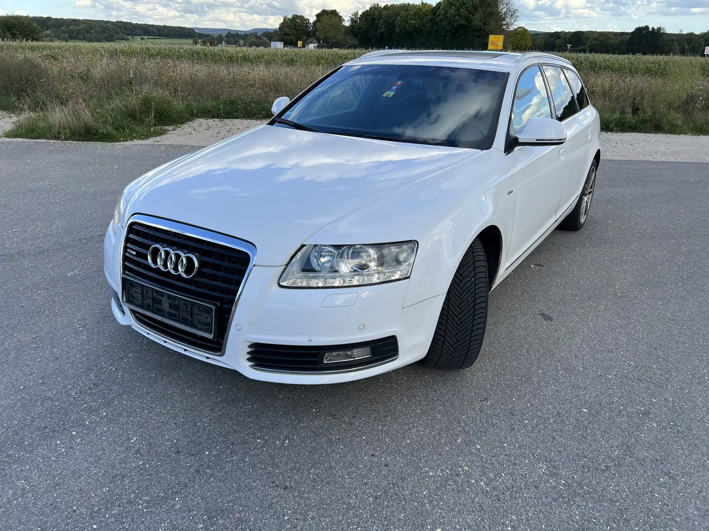 Audi A6 Avant 2.7 TDI DPF quattro tiptronic - 1