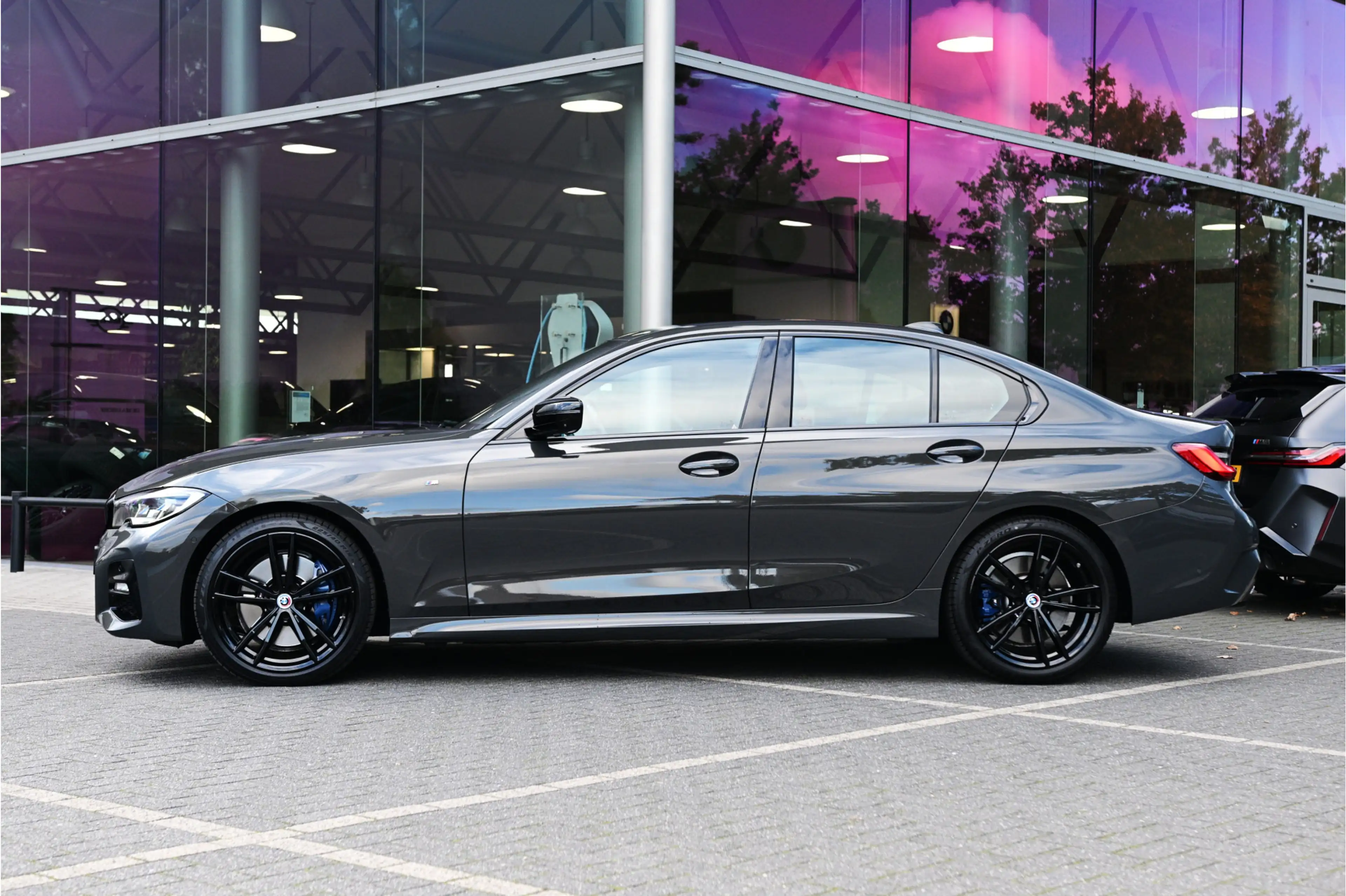 BMW 330 3 Serie 330i xDrive High Executive M Sport Automaa — photo 4